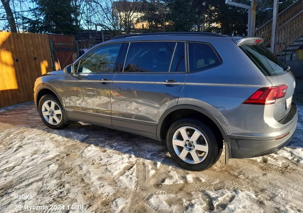 Volkswagen Tiguan cena 95000 przebieg: 60000, rok produkcji 2021 z Gubin małe 121